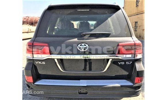 Buy Import Toyota Land Cruiser Black Car in Import - Dubai in Kampot Province Buy Import Toyota Land Cruiser Black Car in Import - Dubai in Kampot Province