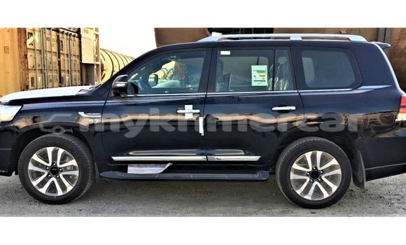 Buy Import Toyota Land Cruiser Black Car in Import - Dubai in Kampot Province Buy Import Toyota Land Cruiser Black Car in Import - Dubai in Kampot Province