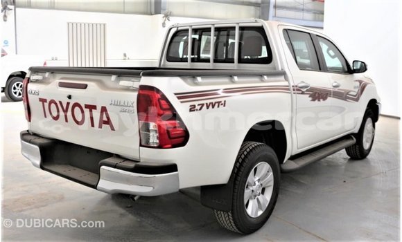 Buy Import Toyota Hilux White Car in Import - Dubai in Kampot Province Buy Import Toyota Hilux White Car in Import - Dubai in Kampot Province