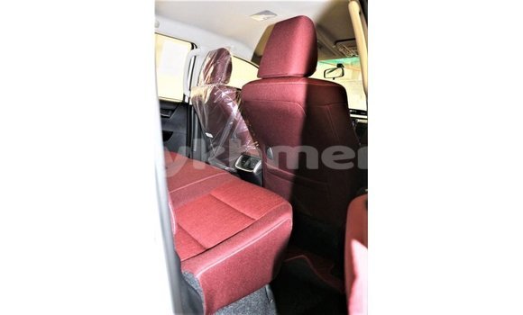 Buy Import Toyota Hilux White Car in Import - Dubai in Kampot Province Buy Import Toyota Hilux White Car in Import - Dubai in Kampot Province