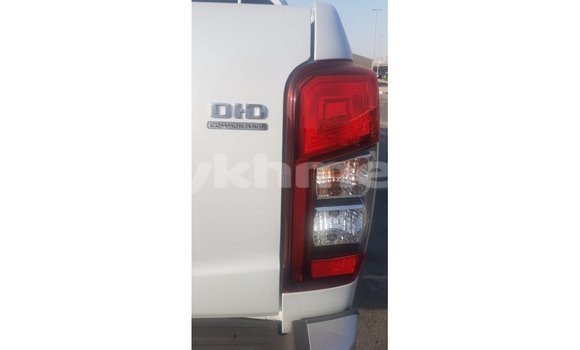 Buy Import Mitsubishi L200 White Car in Import - Dubai in Kampot Province Buy Import Mitsubishi L200 White Car in Import - Dubai in Kampot Province
