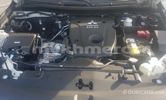 Buy Import Mitsubishi L200 White Car in Import - Dubai in Kampot Province Buy Import Mitsubishi L200 White Car in Import - Dubai in Kampot Province