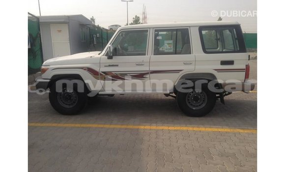 Buy Import Toyota Land Cruiser White Car in Import - Dubai in Kampot Province Buy Import Toyota Land Cruiser White Car in Import - Dubai in Kampot Province