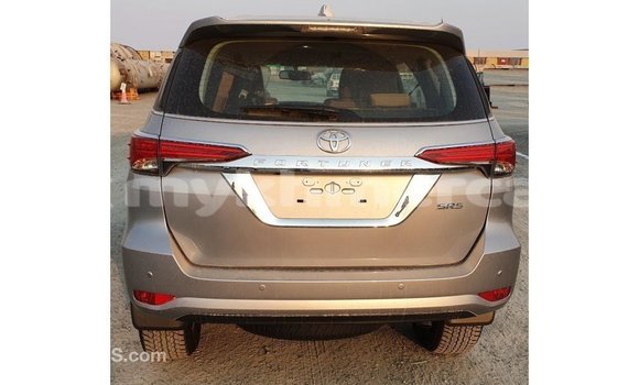 Buy Import Toyota Fortuner Other Car in Import - Dubai in Kampot Province Buy Import Toyota Fortuner Other Car in Import - Dubai in Kampot Province