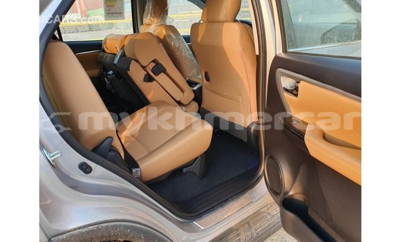 Buy Import Toyota Fortuner Other Car in Import - Dubai in Kampot Province Buy Import Toyota Fortuner Other Car in Import - Dubai in Kampot Province