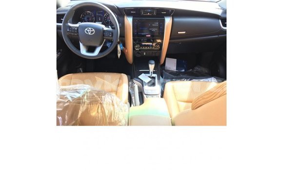 Buy Import Toyota Fortuner White Car in Import - Dubai in Kampot Province Buy Import Toyota Fortuner White Car in Import - Dubai in Kampot Province