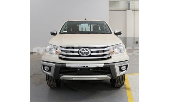 Buy Import Toyota Hilux White Car in Import - Dubai in Kampot Province Buy Import Toyota Hilux White Car in Import - Dubai in Kampot Province
