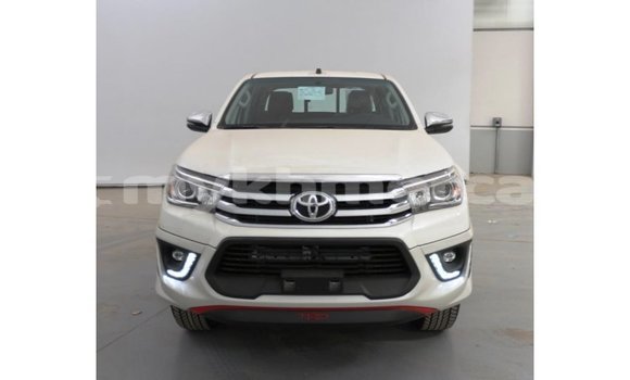 Buy Import Toyota Hilux White Car in Import - Dubai in Kampot Province Buy Import Toyota Hilux White Car in Import - Dubai in Kampot Province
