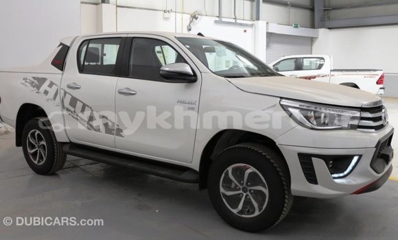 Buy Import Toyota Hilux White Car in Import - Dubai in Kampot Province Buy Import Toyota Hilux White Car in Import - Dubai in Kampot Province