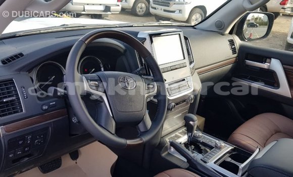 Buy Import Toyota Land Cruiser Black Car in Import - Dubai in Kampot Province Buy Import Toyota Land Cruiser Black Car in Import - Dubai in Kampot Province