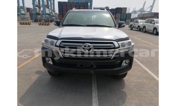 Buy Import Toyota Land Cruiser Black Car in Import - Dubai in Kampot Province Buy Import Toyota Land Cruiser Black Car in Import - Dubai in Kampot Province