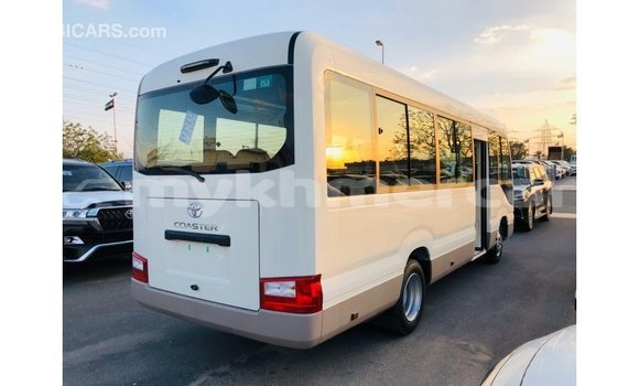 ទិញ នាំចូល Toyota Coaster White ឡាន} ក្នុង Import - Dubai ក្នុង Kampot Province ទិញ នាំចូល Toyota Coaster White ឡាន} ក្នុង Import - Dubai ក្នុង Kampot Province