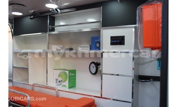 ទិញ នាំចូល Toyota Hiace White ឡាន} ក្នុង Import - Dubai ក្នុង Kampot Province ទិញ នាំចូល Toyota Hiace White ឡាន} ក្នុង Import - Dubai ក្នុង Kampot Province