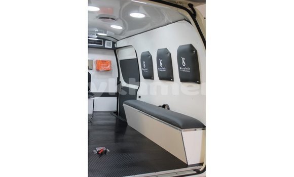 ទិញ នាំចូល Toyota Hiace White ឡាន} ក្នុង Import - Dubai ក្នុង Kampot Province ទិញ នាំចូល Toyota Hiace White ឡាន} ក្នុង Import - Dubai ក្នុង Kampot Province