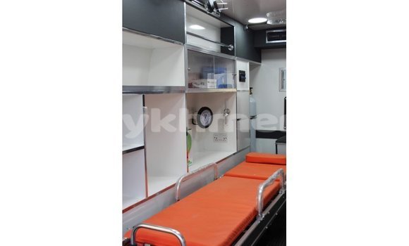 ទិញ នាំចូល Toyota Hiace White ឡាន} ក្នុង Import - Dubai ក្នុង Kampot Province ទិញ នាំចូល Toyota Hiace White ឡាន} ក្នុង Import - Dubai ក្នុង Kampot Province