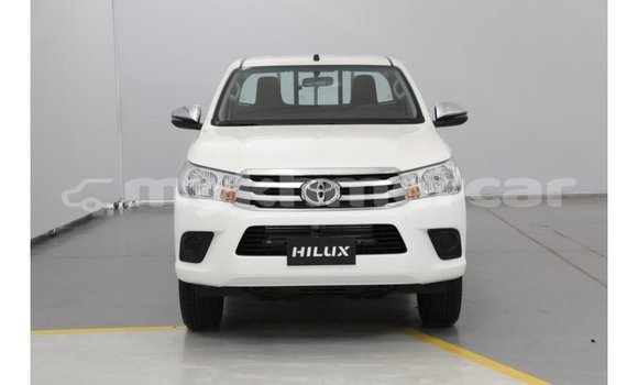 Buy Import Toyota Hilux White Car in Import - Dubai in Kampot Province Buy Import Toyota Hilux White Car in Import - Dubai in Kampot Province