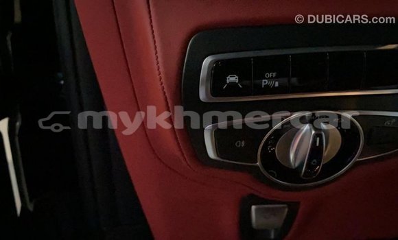 Acheter Import Voiture Mercedes-Benz 190 (W201) Noir à Import - Dubai, Kampot Province Acheter Import Voiture Mercedes-Benz 190 (W201) Noir à Import - Dubai, Kampot Province