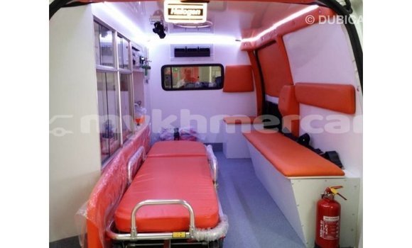 Buy Import Toyota Hiace White Car in Import - Dubai in Kampot Province Buy Import Toyota Hiace White Car in Import - Dubai in Kampot Province