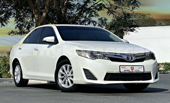 Buy Import Toyota Camry White Car in Import - Dubai in Kampot Province