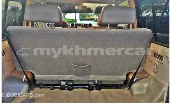 Acheter Import Voiture Toyota Land Cruiser Beige à Import - Dubai, Kampot Province Acheter Import Voiture Toyota Land Cruiser Beige à Import - Dubai, Kampot Province