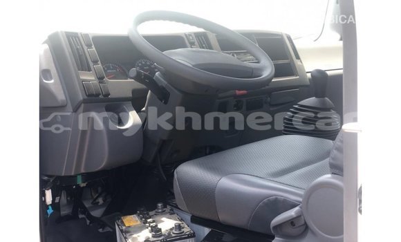 Buy Import Isuzu Rodeo White Car in Import - Dubai in Kampot Province Buy Import Isuzu Rodeo White Car in Import - Dubai in Kampot Province