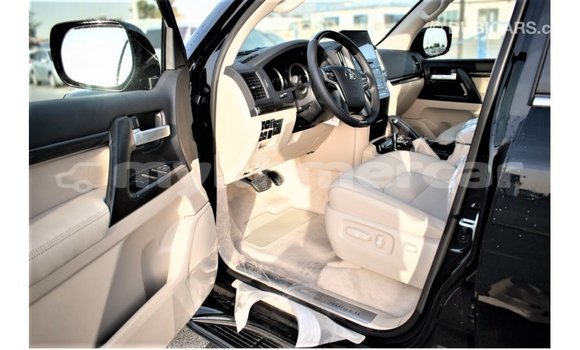 Buy Import Toyota Land Cruiser Black Car in Import - Dubai in Kampot Province Buy Import Toyota Land Cruiser Black Car in Import - Dubai in Kampot Province