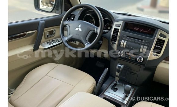 ទិញ នាំចូល Mitsubishi Pajero White ឡាន} ក្នុង Import - Dubai ក្នុង Kampot Province ទិញ នាំចូល Mitsubishi Pajero White ឡាន} ក្នុង Import - Dubai ក្នុង Kampot Province