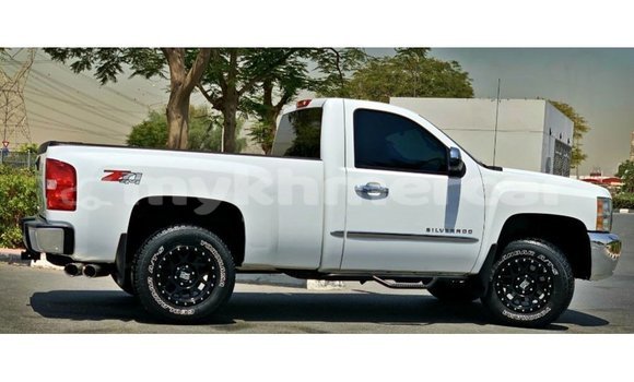 ទិញ នាំចូល Chevrolet Silverado White ឡាន} ក្នុង Import - Dubai ក្នុង Kampot Province ទិញ នាំចូល Chevrolet Silverado White ឡាន} ក្នុង Import - Dubai ក្នុង Kampot Province