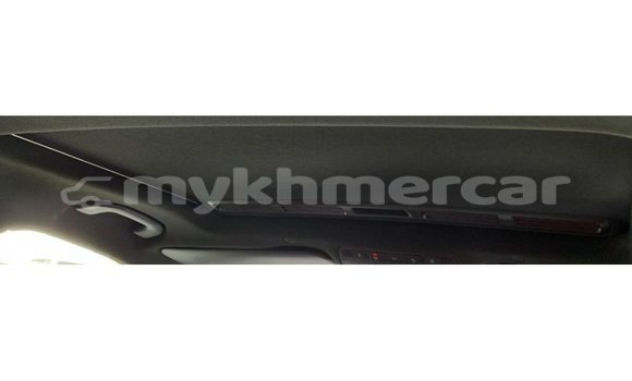 ទិញ នាំចូល Mercedes-Benz GLC White ឡាន} ក្នុង Import - Dubai ក្នុង Kampot Province ទិញ នាំចូល Mercedes-Benz GLC White ឡាន} ក្នុង Import - Dubai ក្នុង Kampot Province