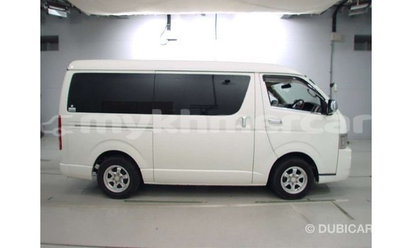 Buy Import Toyota Regius White Car in Import - Dubai in Kampot Province Buy Import Toyota Regius White Car in Import - Dubai in Kampot Province