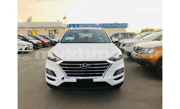 ទិញ នាំចូល Hyundai Tucson White ឡាន} ក្នុង Import - Dubai ក្នុង Kampot Province ទិញ នាំចូល Hyundai Tucson White ឡាន} ក្នុង Import - Dubai ក្នុង Kampot Province