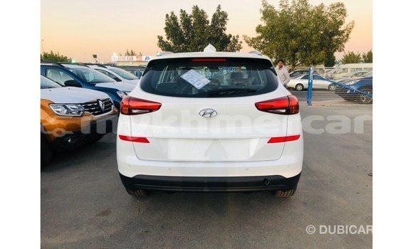 ទិញ នាំចូល Hyundai Tucson White ឡាន} ក្នុង Import - Dubai ក្នុង Kampot Province ទិញ នាំចូល Hyundai Tucson White ឡាន} ក្នុង Import - Dubai ក្នុង Kampot Province