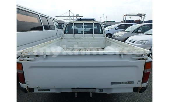 Buy Import Toyota Hilux White Car in Import - Dubai in Kampot Province Buy Import Toyota Hilux White Car in Import - Dubai in Kampot Province