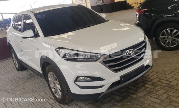Buy Import Hyundai Tucson White Car in Import - Dubai in Kampot Province Buy Import Hyundai Tucson White Car in Import - Dubai in Kampot Province