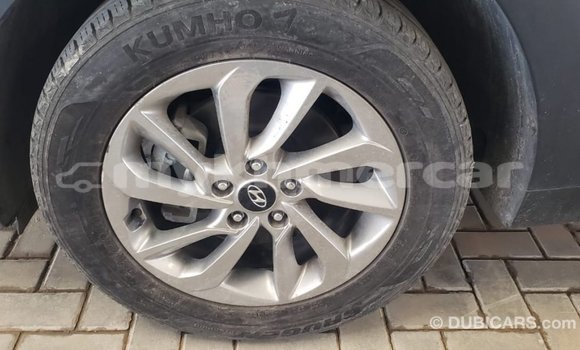 Buy Import Hyundai Tucson White Car in Import - Dubai in Kampot Province Buy Import Hyundai Tucson White Car in Import - Dubai in Kampot Province
