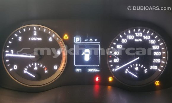 Buy Import Hyundai Tucson White Car in Import - Dubai in Kampot Province Buy Import Hyundai Tucson White Car in Import - Dubai in Kampot Province