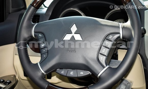 Buy Import Mitsubishi Pajero Other Car in Import - Dubai in Kampot Province Buy Import Mitsubishi Pajero Other Car in Import - Dubai in Kampot Province