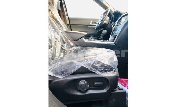 Buy Import Ford Explorer Blue Car in Import - Dubai in Kampot Province Buy Import Ford Explorer Blue Car in Import - Dubai in Kampot Province