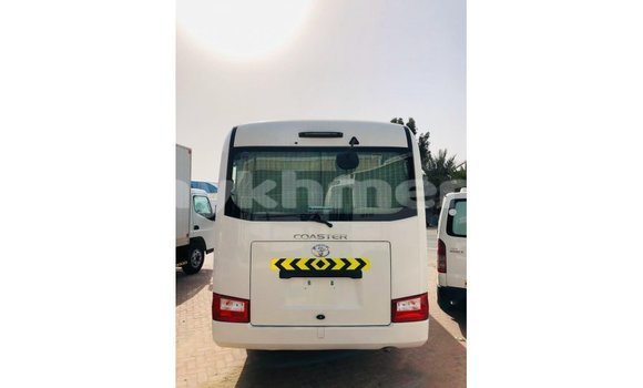 ទិញ នាំចូល Toyota Coaster White ឡាន} ក្នុង Import - Dubai ក្នុង Kampot Province ទិញ នាំចូល Toyota Coaster White ឡាន} ក្នុង Import - Dubai ក្នុង Kampot Province
