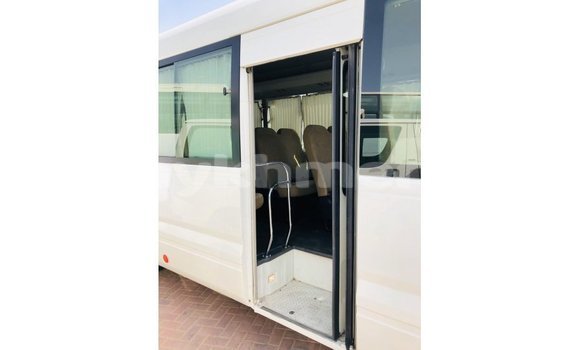 ទិញ នាំចូល Toyota Coaster White ឡាន} ក្នុង Import - Dubai ក្នុង Kampot Province ទិញ នាំចូល Toyota Coaster White ឡាន} ក្នុង Import - Dubai ក្នុង Kampot Province