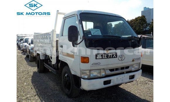 Buy Import Toyota Dyna White Truck in Import - Dubai in Kampot Province Buy Import Toyota Dyna White Truck in Import - Dubai in Kampot Province