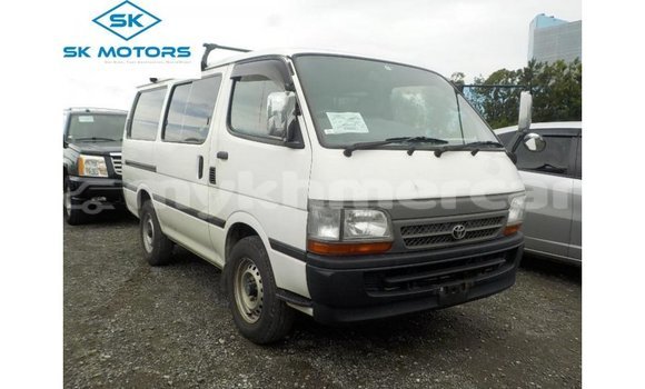Buy Import Toyota Hiace White Car in Import - Dubai in Kampot Province