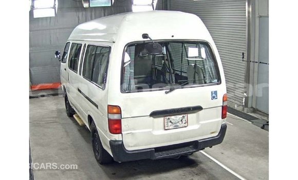Buy Import Toyota Hiace White Car in Import - Dubai in Kampot Province Buy Import Toyota Hiace White Car in Import - Dubai in Kampot Province