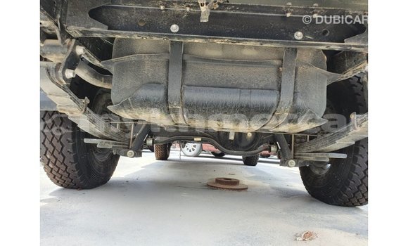 Buy Import Toyota Land Cruiser White Car in Import - Dubai in Kampot Province Buy Import Toyota Land Cruiser White Car in Import - Dubai in Kampot Province