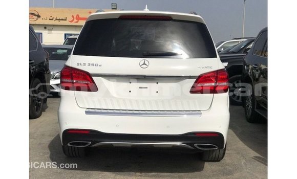 ទិញ នាំចូល Mercedes-Benz 190 (W201) White ឡាន} ក្នុង Import - Dubai ក្នុង Kampot Province ទិញ នាំចូល Mercedes-Benz 190 (W201) White ឡាន} ក្នុង Import - Dubai ក្នុង Kampot Province