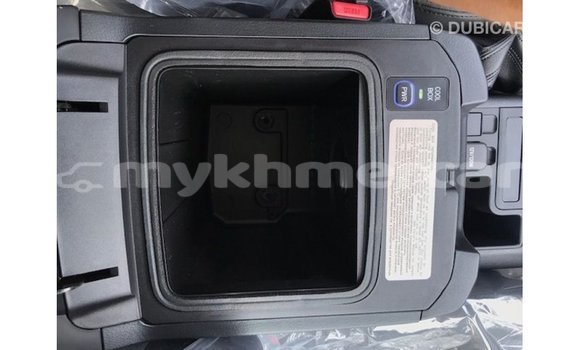 Acheter Import Voiture Toyota Prado Noir à Import - Dubai, Kampot Province Acheter Import Voiture Toyota Prado Noir à Import - Dubai, Kampot Province