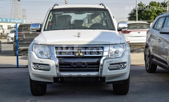 Acheter Import Voiture Mitsubishi Pajero Blanc à Import - Dubai, Kampot Province Acheter Import Voiture Mitsubishi Pajero Blanc à Import - Dubai, Kampot Province
