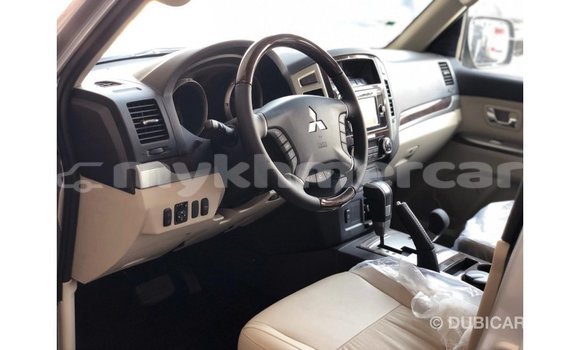 Buy Import Mitsubishi Pajero Other Car in Import - Dubai in Kampot Province Buy Import Mitsubishi Pajero Other Car in Import - Dubai in Kampot Province
