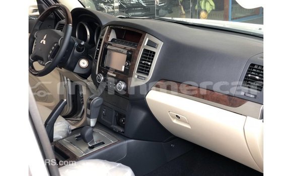 Buy Import Mitsubishi Pajero Other Car in Import - Dubai in Kampot Province Buy Import Mitsubishi Pajero Other Car in Import - Dubai in Kampot Province