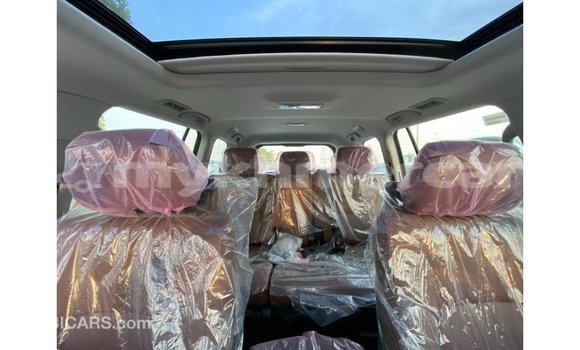 Acheter Import Utilitaire Toyota DA Blanc à Import - Dubai, Kampot Province Acheter Import Utilitaire Toyota DA Blanc à Import - Dubai, Kampot Province